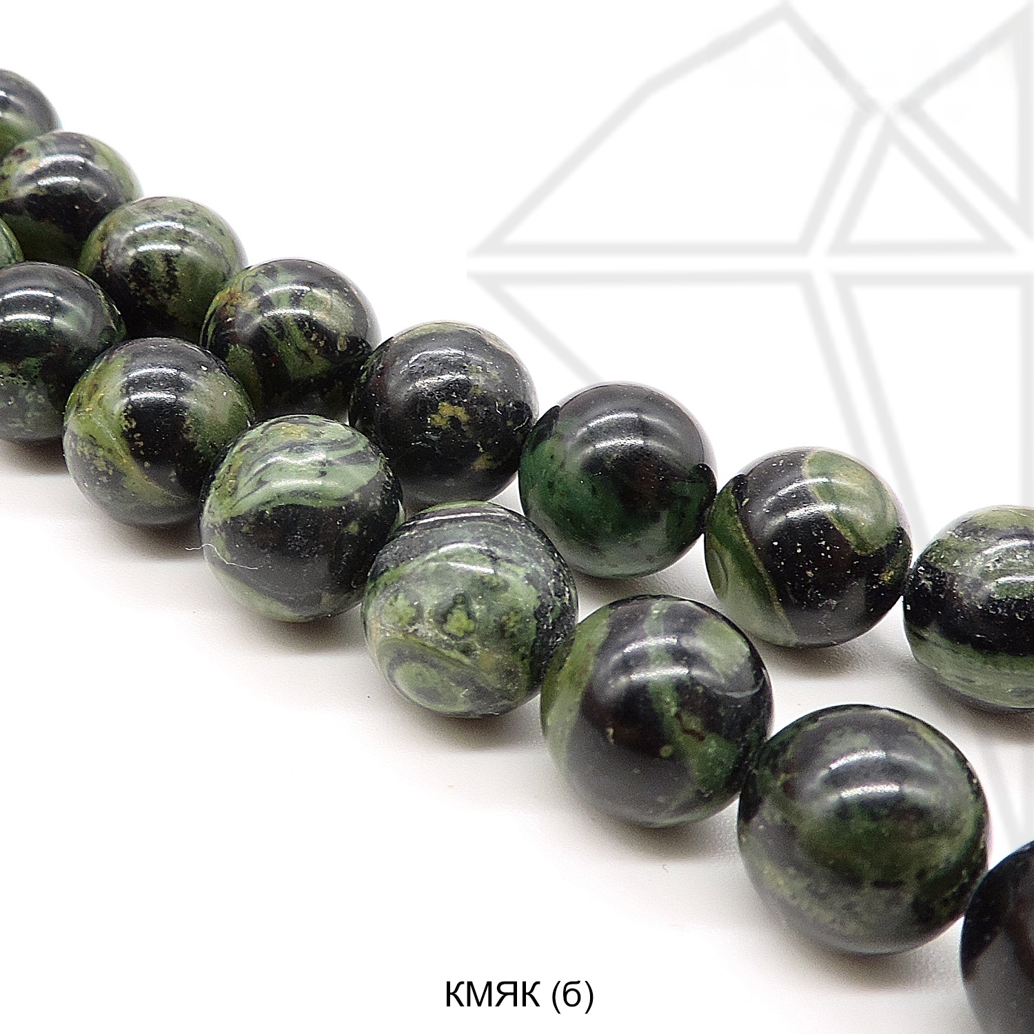 Яшма Змеевик 1/2 нити 10 мм