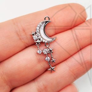 Подвеска месяц с перламутром и прозрачными фианитами 10 шт (родий)