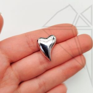 Подвеска сердце изогнутое 20 мм (родий)