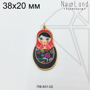 Подвеска матрешка черно-красная 38 мм (золото)